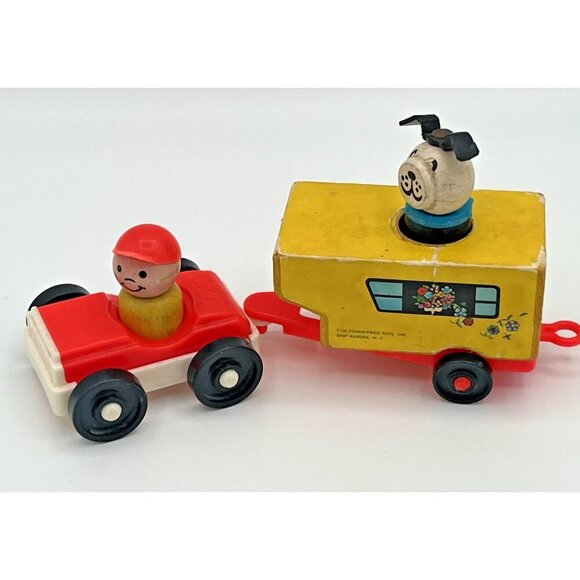 Vintage 1968 Fisher Price Little People Wood Camper 686 Car Wooden Boy & Dog - Picture 1 of 16